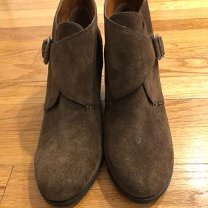 Brand New Lucky Brand BrownSuede Shoe/ Bootie